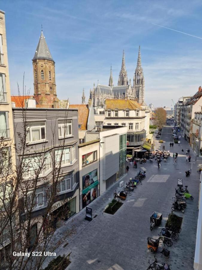 Luxury Renovated 3 Rooms Apartment Oostende Bagian luar foto