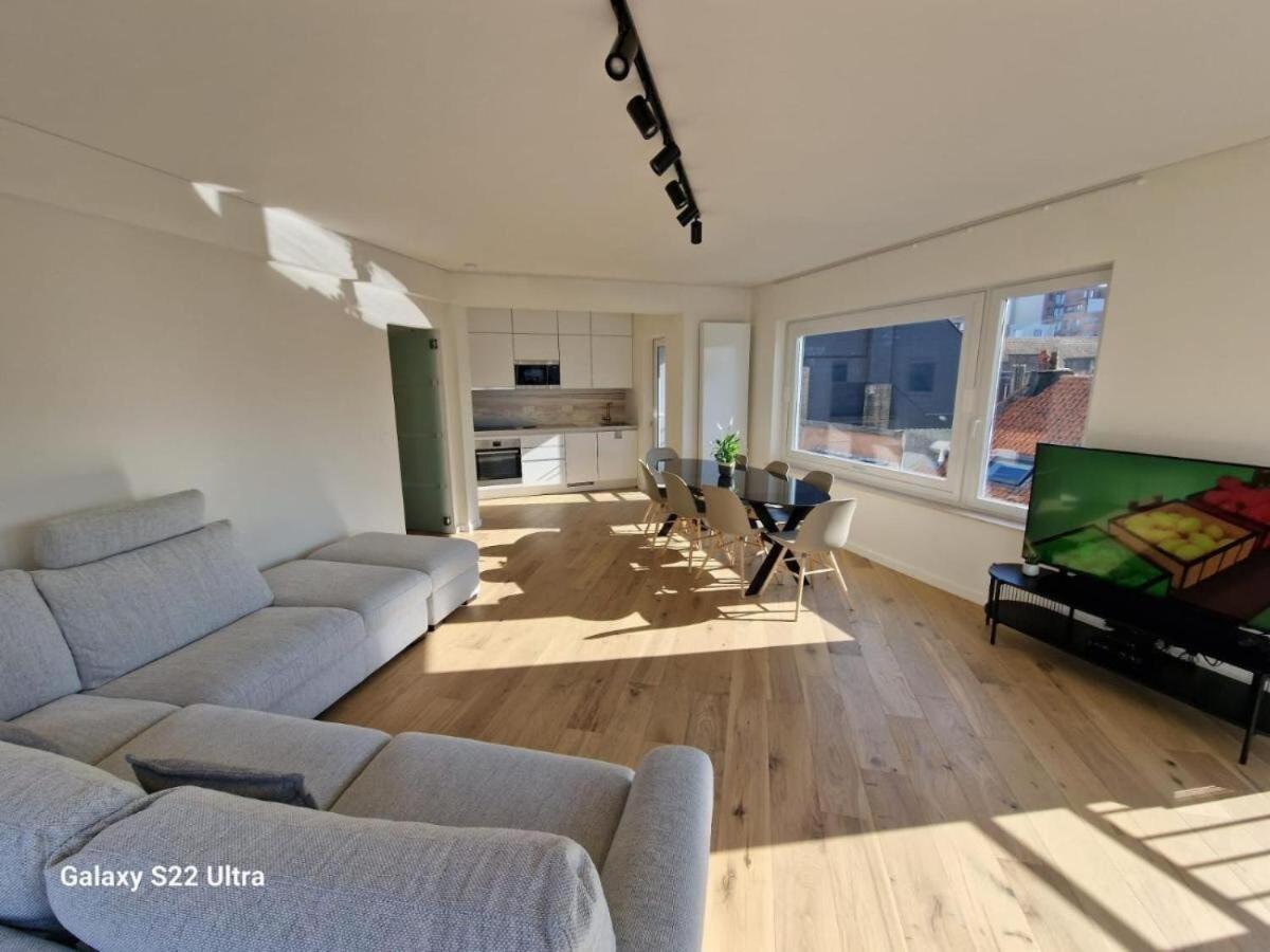 Luxury Renovated 3 Rooms Apartment Oostende Bagian luar foto